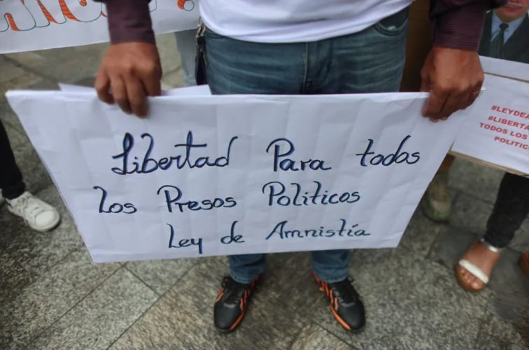 Otorgan medidas alternativas a 51 personas que estaban detenidas 